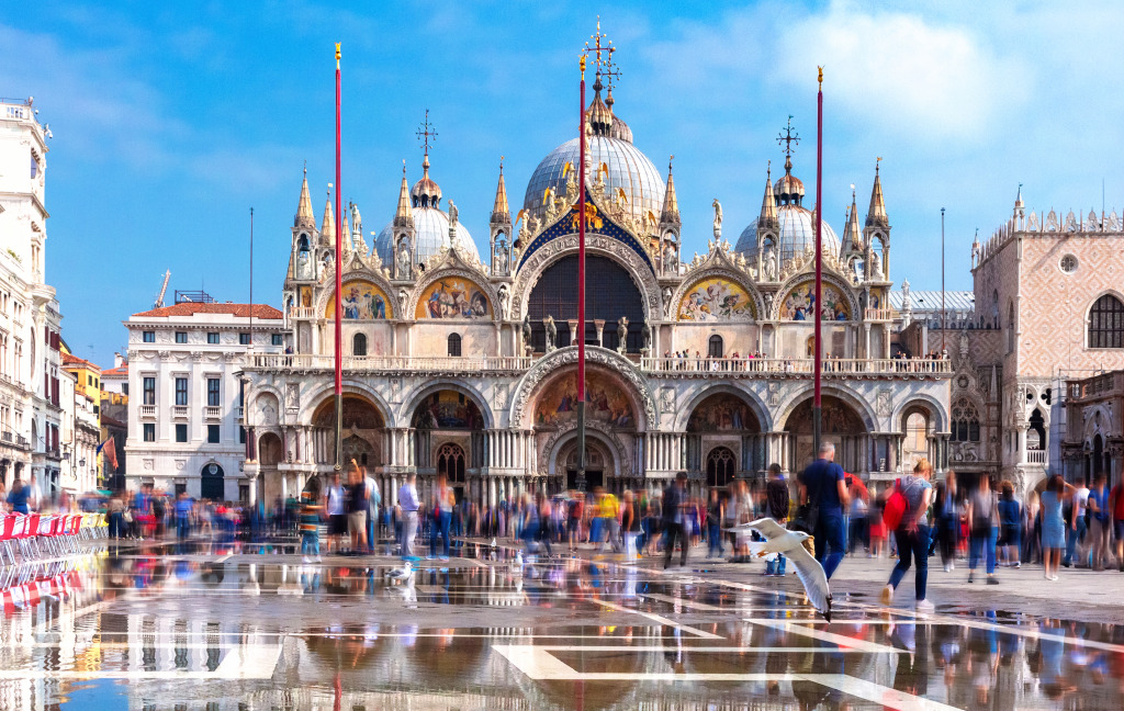 High Water in Venice, Italy jigsaw puzzle in Castles puzzles on TheJigsawPuzzles.com