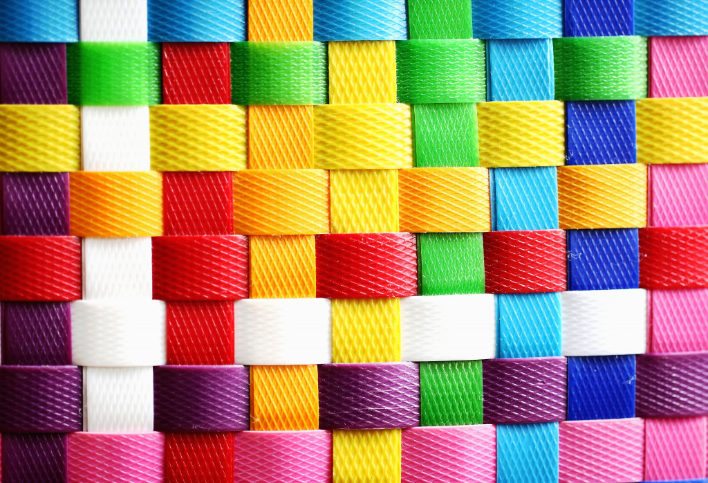 Closeup colorido da cesta jigsaw puzzle in Quebra-Cabeça do Dia puzzles on TheJigsawPuzzles.com