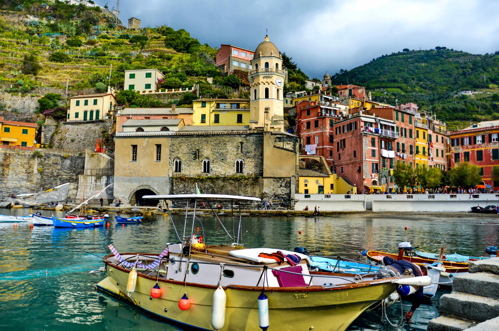 Vernazza, Cinque Terre, Italien jigsaw puzzle in Puzzle des Tages puzzles on TheJigsawPuzzles.com
