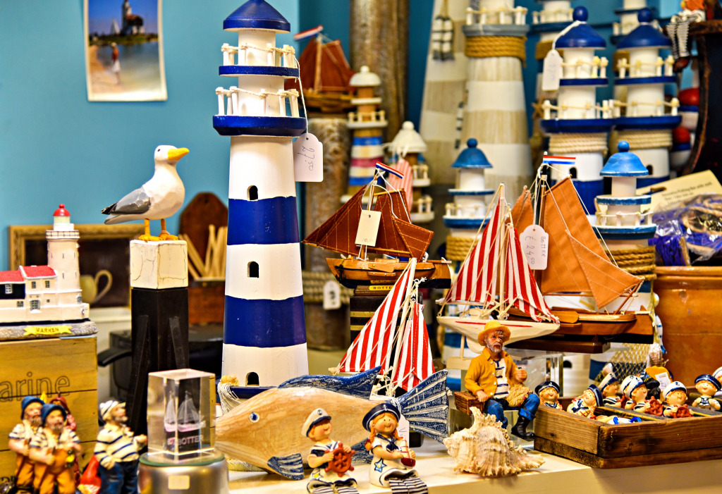 Souvenir shop in Marken, Holland jigsaw puzzle in Handmade puzzles on TheJigsawPuzzles.com