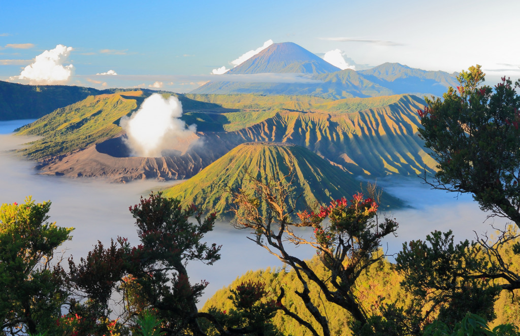 Sunrise at Bromo Volcano jigsaw puzzle in Great Sightings puzzles on TheJigsawPuzzles.com