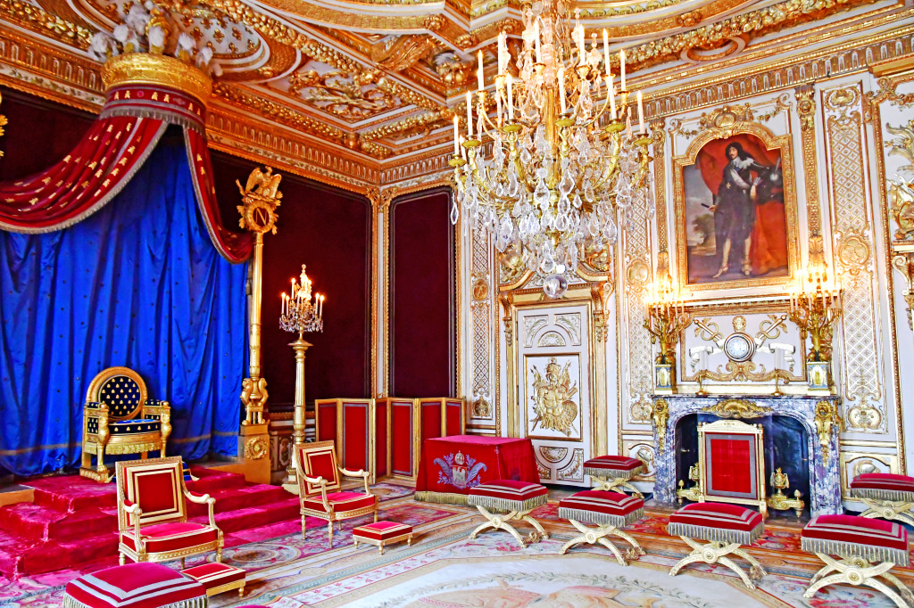 Throne Room in Fontainebleau, France jigsaw puzzle in Castles puzzles on TheJigsawPuzzles.com