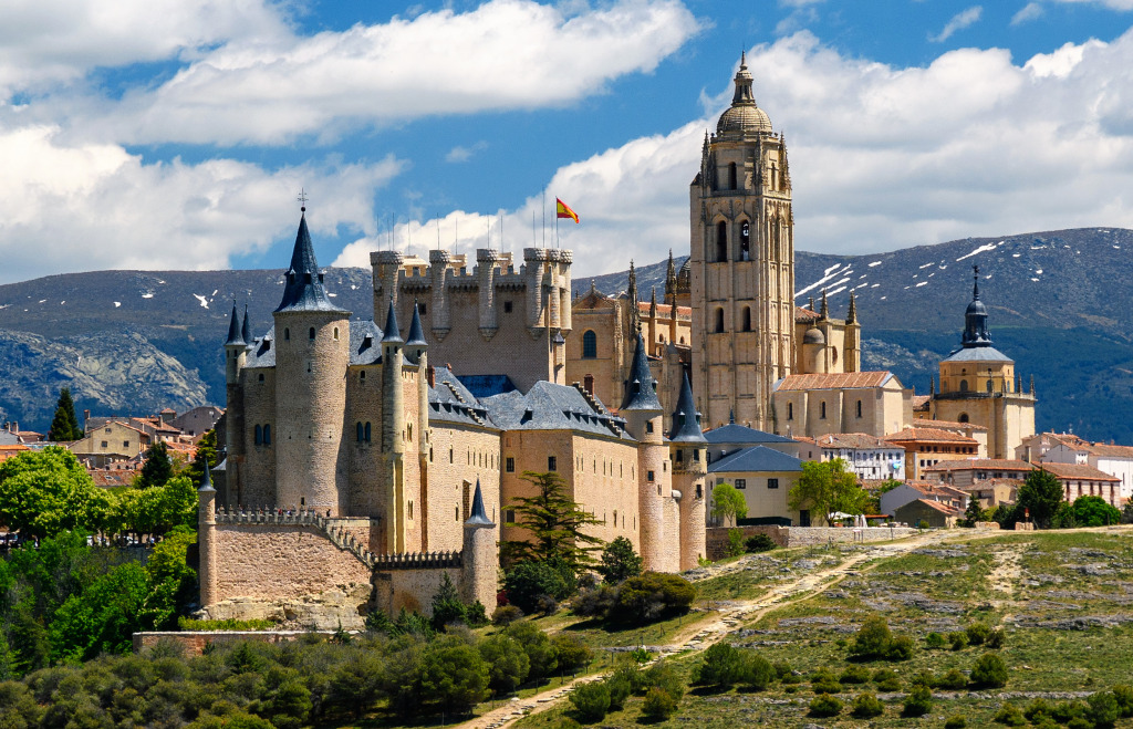 Panorama von Segovia, Spanien jigsaw puzzle in Schlösser puzzles on TheJigsawPuzzles.com
