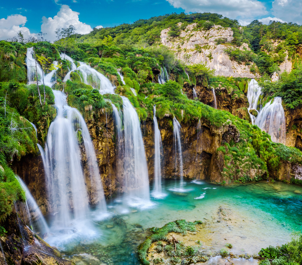 Waterfalls of Plitvice Lakes jigsaw puzzle in Waterfalls puzzles on TheJigsawPuzzles.com