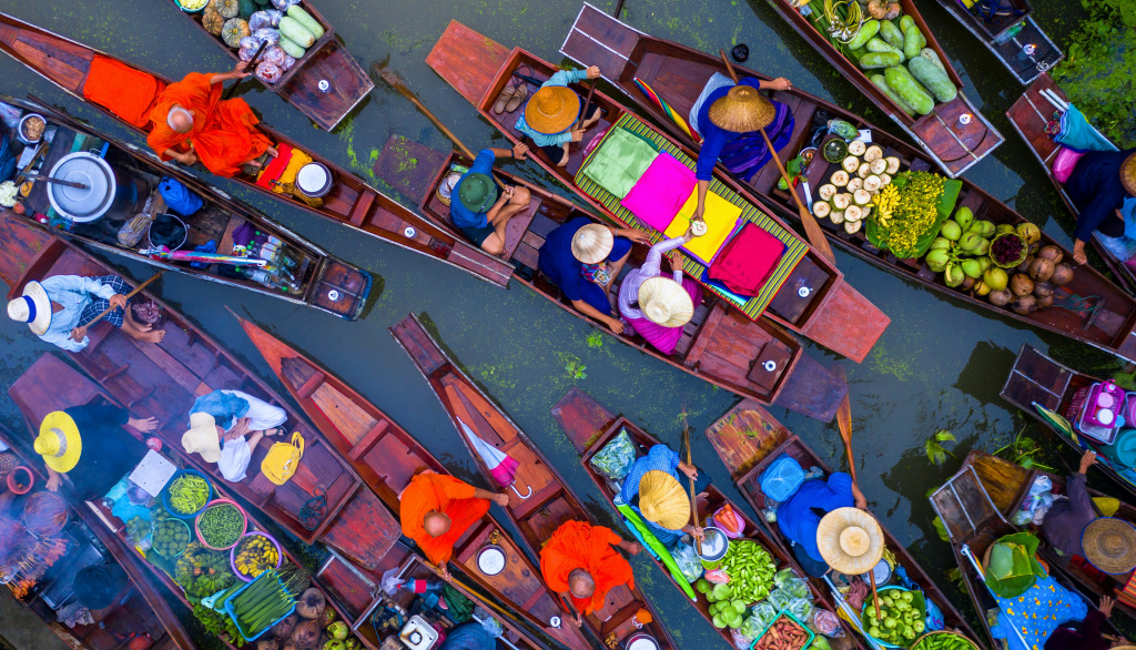 Famous Floating Market in Thailand jigsaw puzzle in People puzzles on TheJigsawPuzzles.com