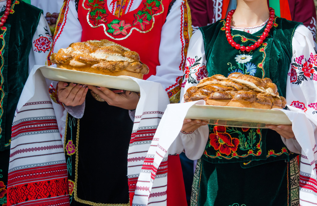 Bulgarian Greeting with a Loaf jigsaw puzzle in Food & Bakery puzzles on TheJigsawPuzzles.com
