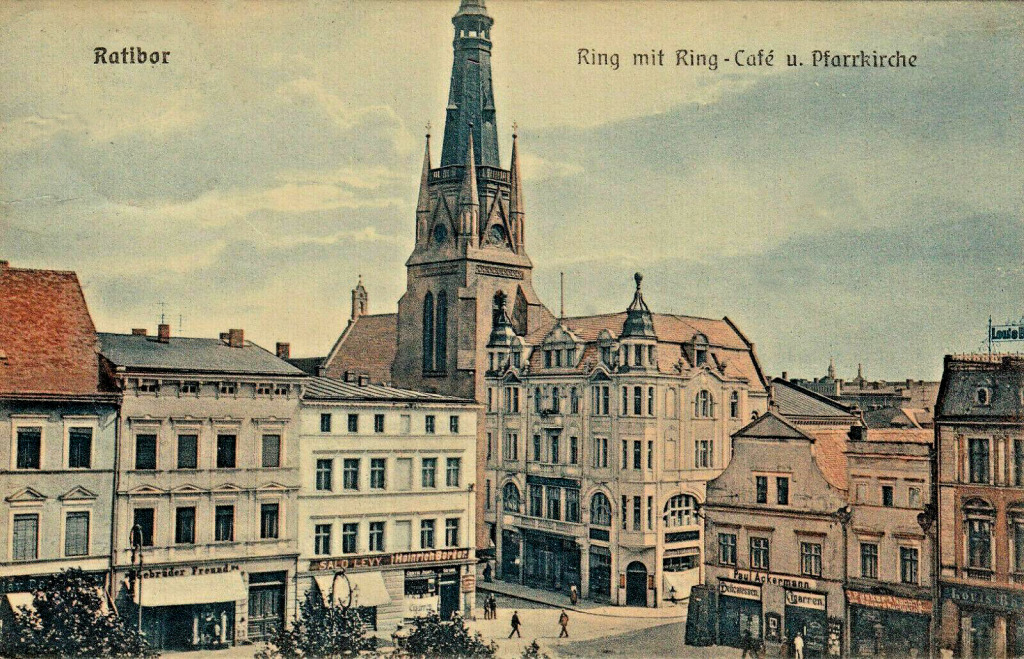 Racibórz Rynek. jigsaw puzzle in Christoph Sottor puzzles on TheJigsawPuzzles.com