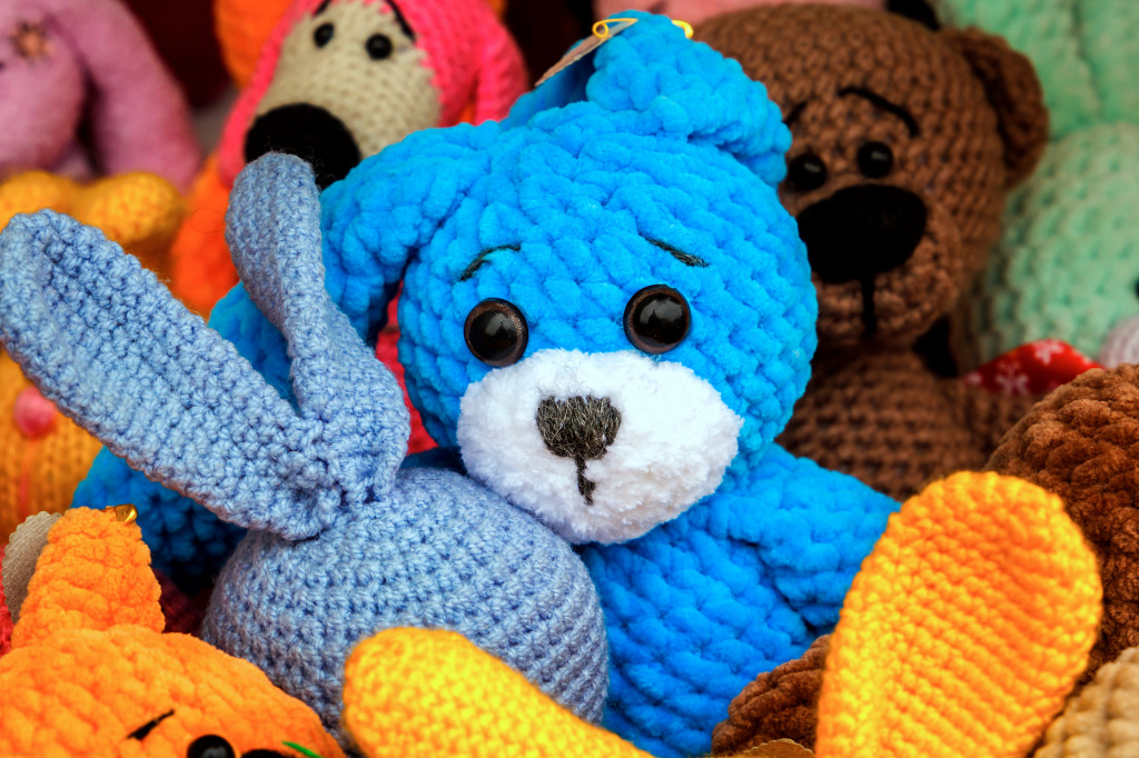 Knitted Toys at a Souvenir Shop jigsaw puzzle in Handmade puzzles on TheJigsawPuzzles.com