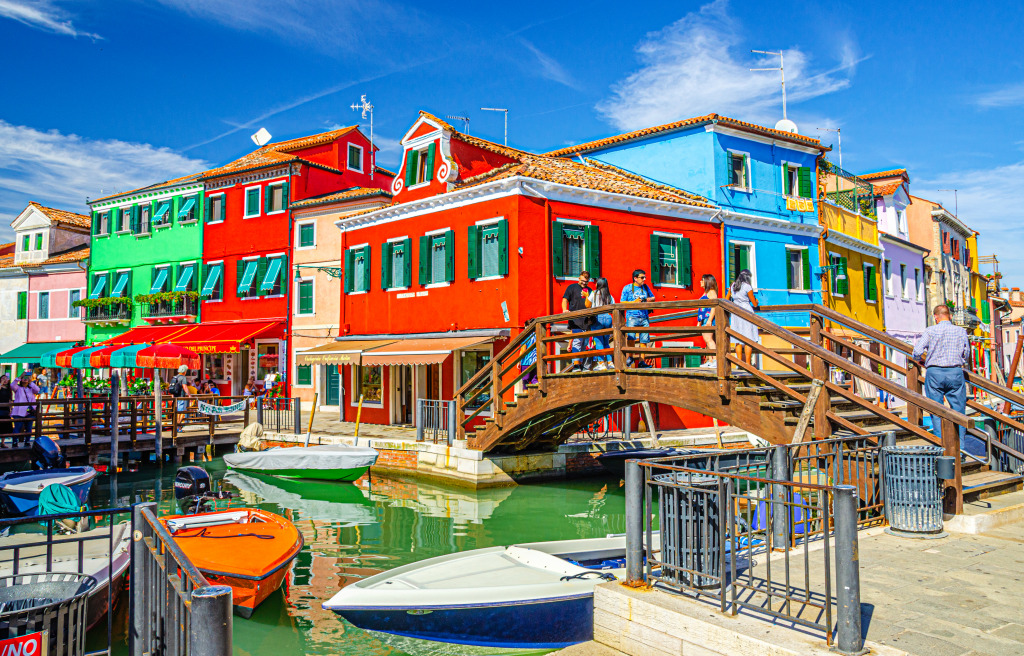 Burano, Italie jigsaw puzzle in Ponts puzzles on TheJigsawPuzzles.com