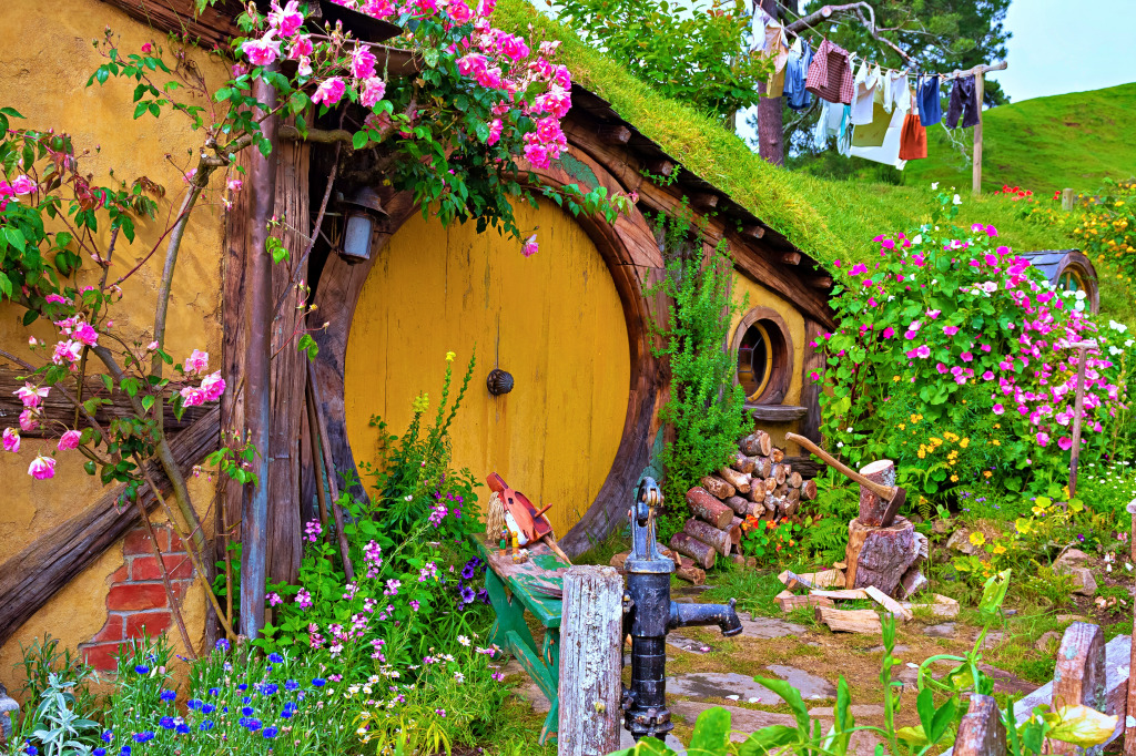 Hobbit Cabins in Hobbiton, New Zealand jigsaw puzzle in Puzzle of the Day puzzles on TheJigsawPuzzles.com