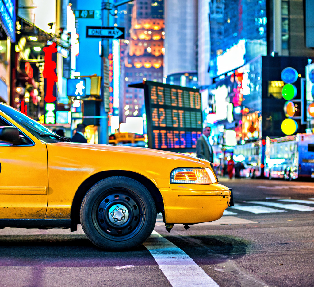 Yellow Cab на Манхэттене, Нью-Йорк jigsaw puzzle in Автомобили и Мотоциклы puzzles on TheJigsawPuzzles.com