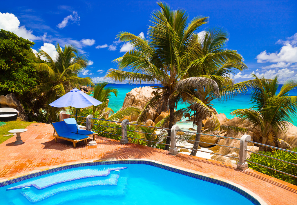 Hotel am Tropical Beach, Seychellen jigsaw puzzle in Großartige Landschaften puzzles on TheJigsawPuzzles.com