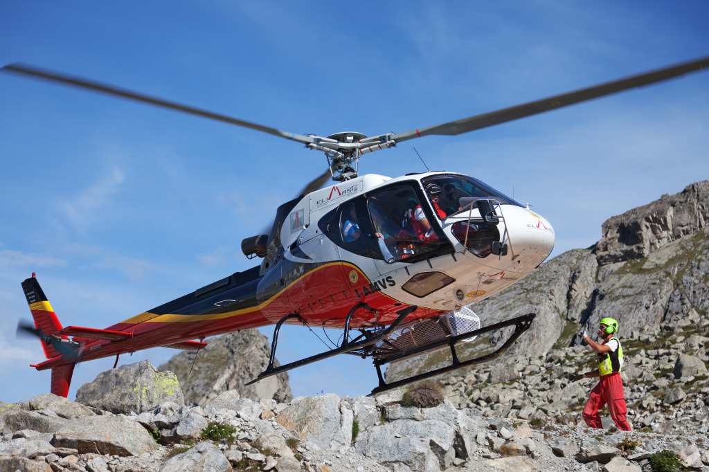 Rescue Helicopter on Adamello Peak, Italy jigsaw puzzle in Aviation puzzles on TheJigsawPuzzles.com