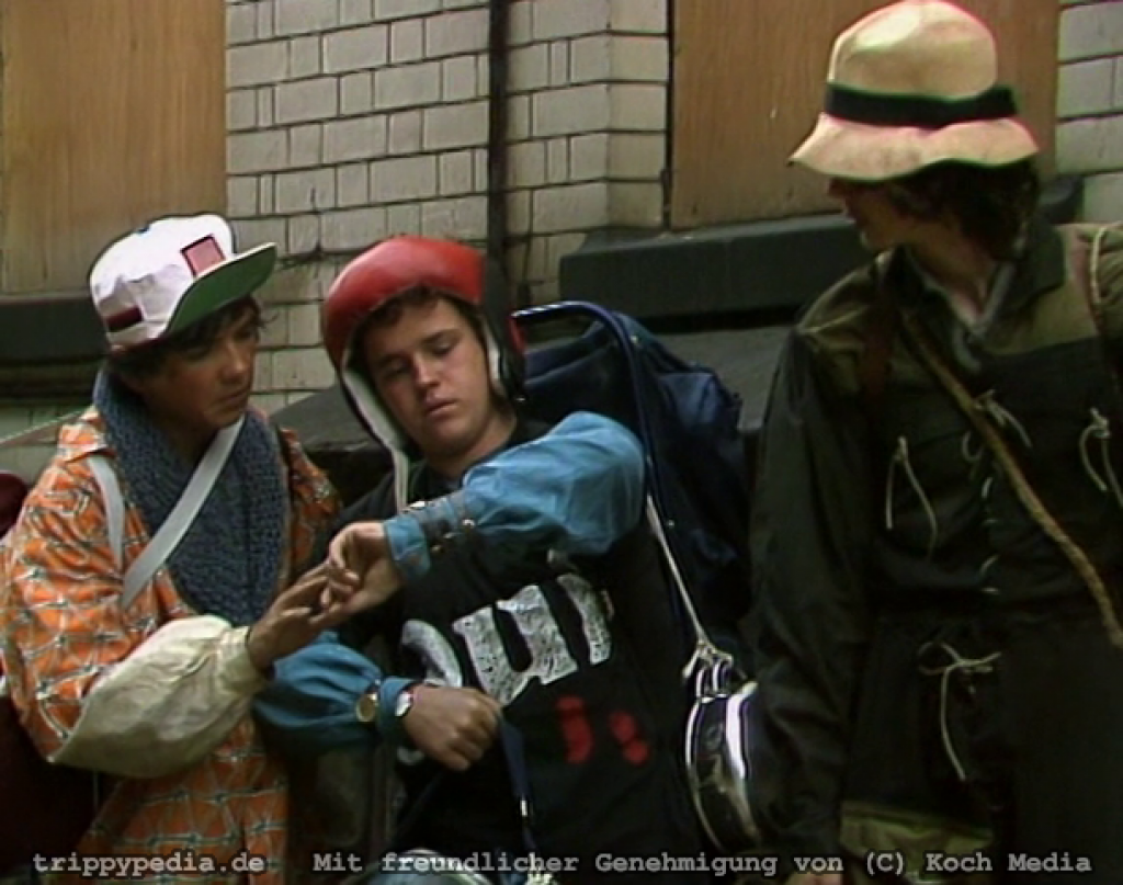 In den Ruinen von Paris jigsaw puzzle in Sven puzzles on TheJigsawPuzzles.com