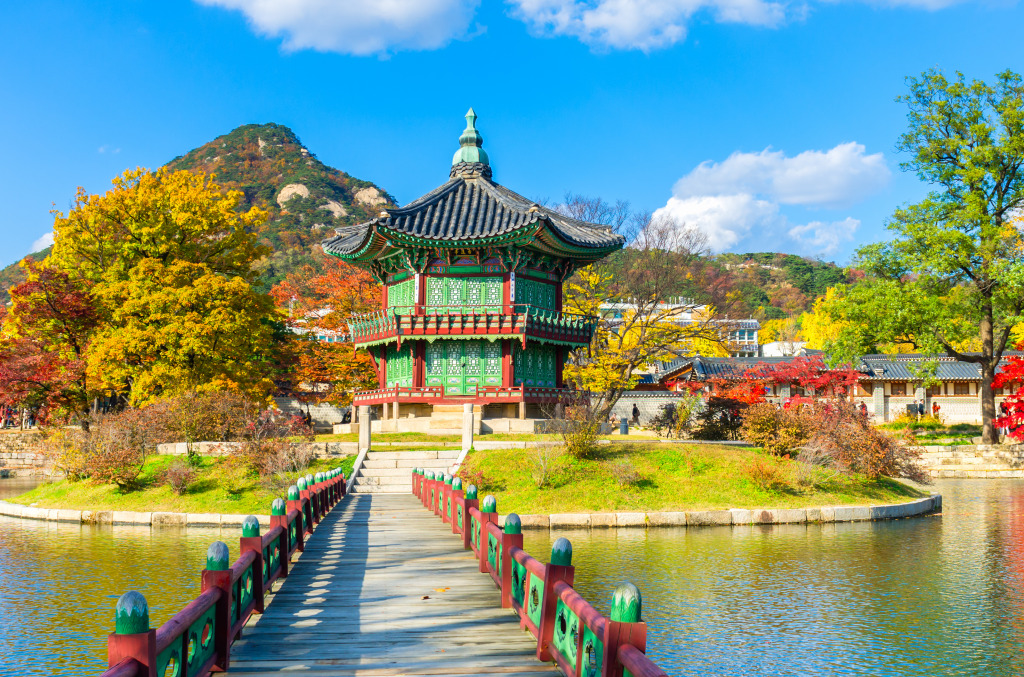 Осень во дворце Кёнбоккун, Сеул, Корея jigsaw puzzle in Мосты puzzles on TheJigsawPuzzles.com
