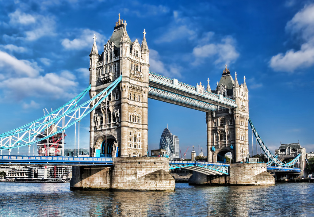 Знаменитый Тауэрский мост в Лондоне, Англия jigsaw puzzle in Мосты puzzles on TheJigsawPuzzles.com