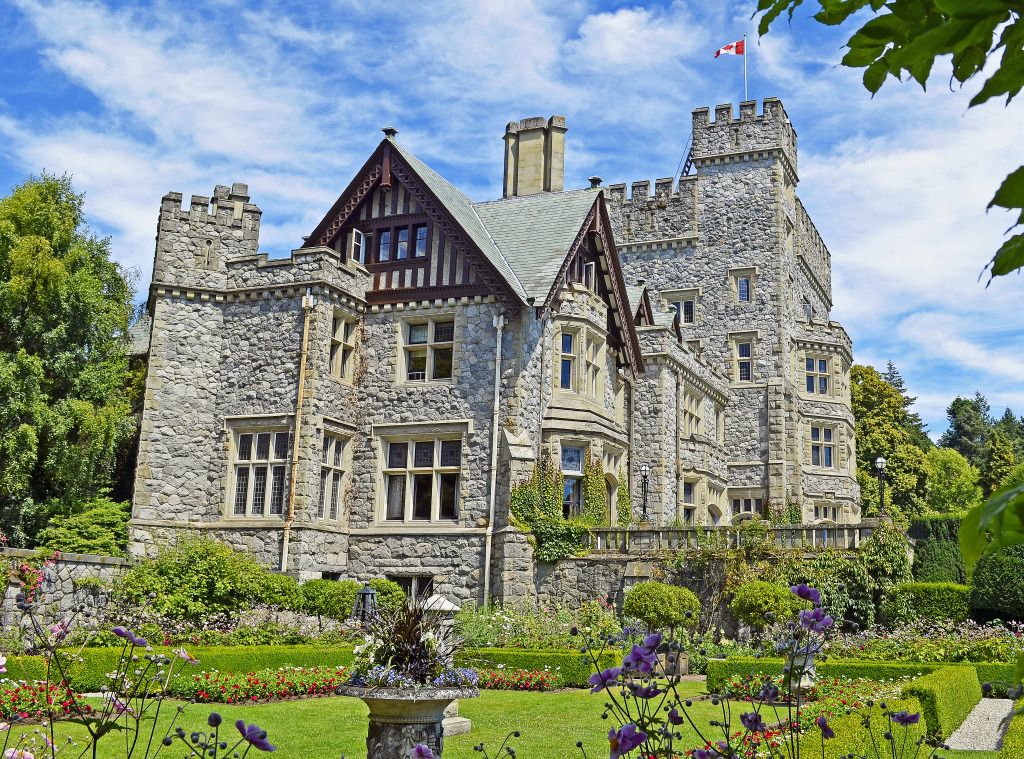 Hatley Park Castle, Victoria, Canada jigsaw puzzle in Castles puzzles on TheJigsawPuzzles.com