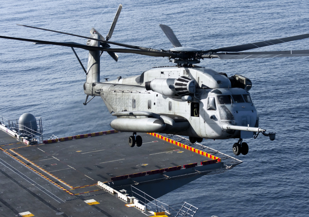 Corpo de Fuzileiros Navais dos EUA CH-53E Sea Stallion jigsaw puzzle in Aviação puzzles on TheJigsawPuzzles.com