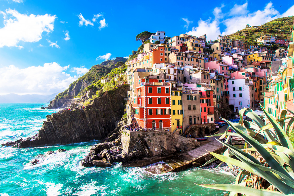 Parc national des Cinque Terre, Ligurie, Italie jigsaw puzzle in Magnifiques vues puzzles on TheJigsawPuzzles.com