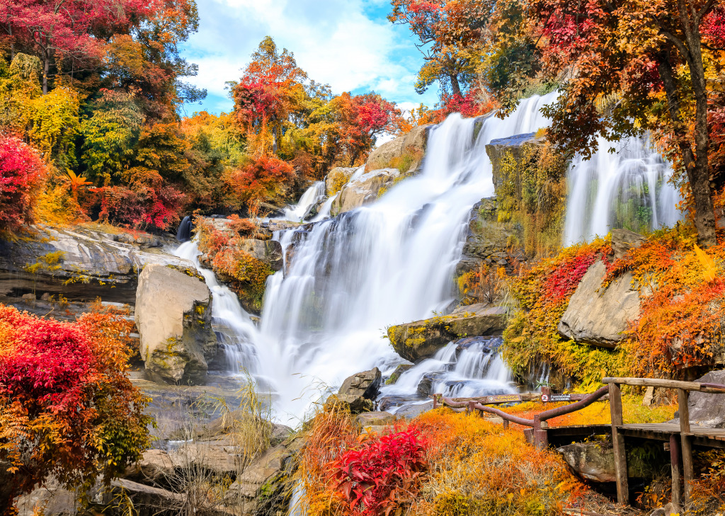 Mae Klang Waterfall, Chiang Mai, Thailand jigsaw puzzle in Waterfalls puzzles on TheJigsawPuzzles.com