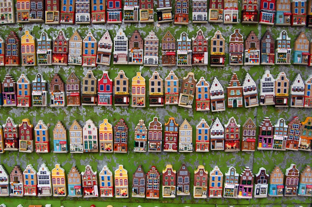 Amsterdam Houses jigsaw puzzle in Пазл дня puzzles on TheJigsawPuzzles.com