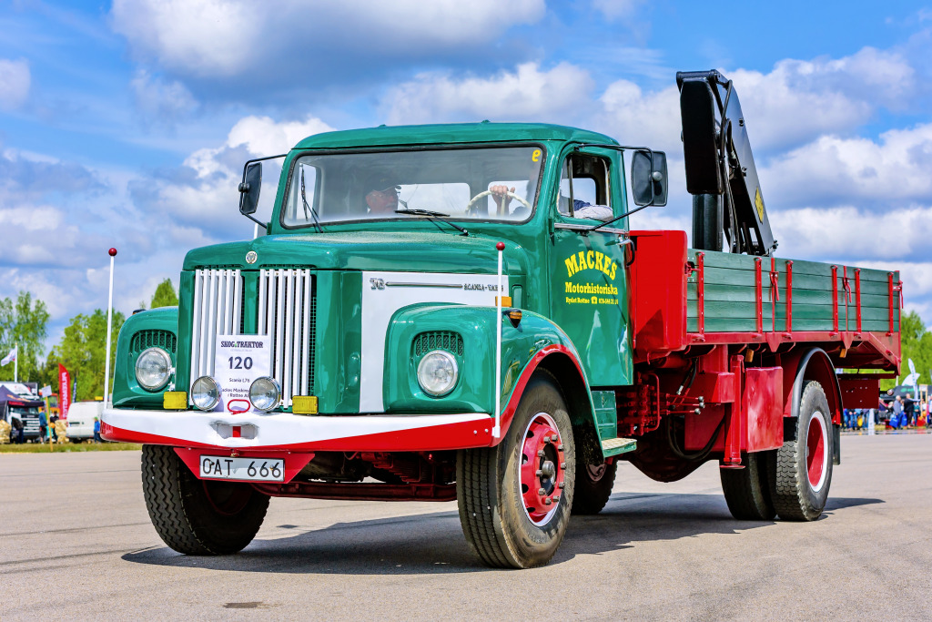 Vintage Trucks on Parade, Emmaboda, Sweden jigsaw puzzle in Cars & Bikes puzzles on TheJigsawPuzzles.com