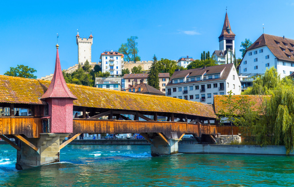 Ponte Spreuer sobre o rio Reuss, Lucerna jigsaw puzzle in Pontes puzzles on TheJigsawPuzzles.com