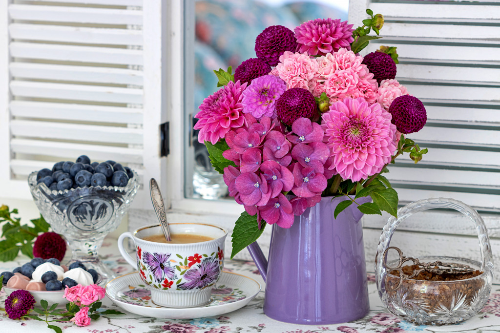 Sommerstillleben mit Blumen, einer Tasse Kaffee jigsaw puzzle in Blumen puzzles on TheJigsawPuzzles.com