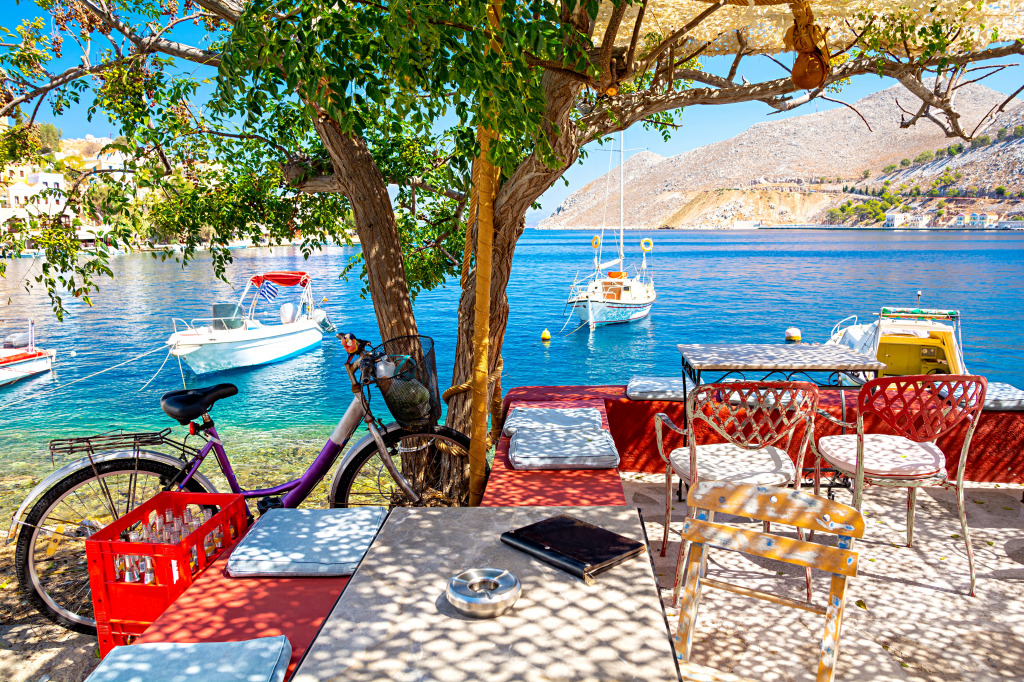 Schöner Blick auf das Blaue Meer auf der Insel Symi jigsaw puzzle in Puzzle des Tages puzzles on TheJigsawPuzzles.com