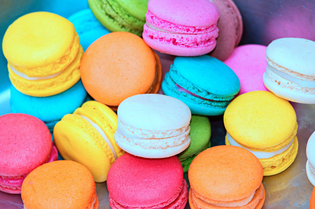 Buttercream Macarons jigsaw puzzle in Quebra-Cabeça do Dia puzzles on TheJigsawPuzzles.com