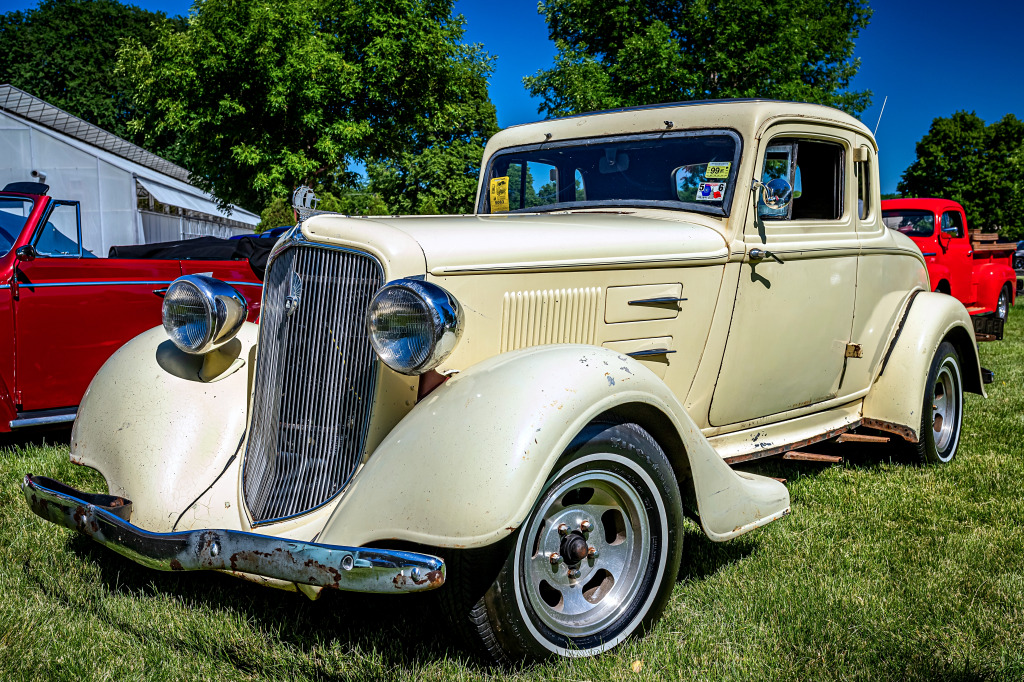 1934 Plymouth 2-Door Coupe, Falcon Heights, EUA jigsaw puzzle in Carros & Motos puzzles on TheJigsawPuzzles.com