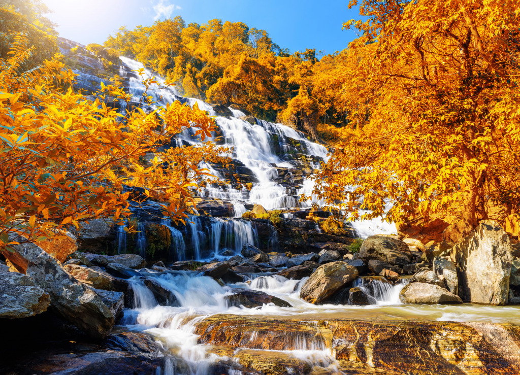 Mae Ya Waterfall, Doi Inthanon National Park jigsaw puzzle in Waterfalls puzzles on TheJigsawPuzzles.com