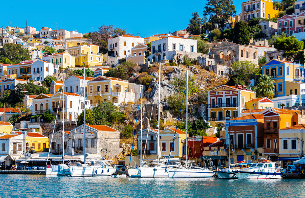 Blick auf den Hafen, Insel Symi, Griechenland jigsaw puzzle in Großartige Landschaften puzzles on TheJigsawPuzzles.com