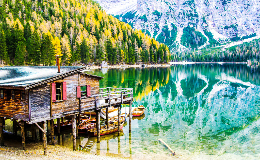 Picturesque Mountain Landscape with a Lake jigsaw puzzle in Great Sightings puzzles on TheJigsawPuzzles.com