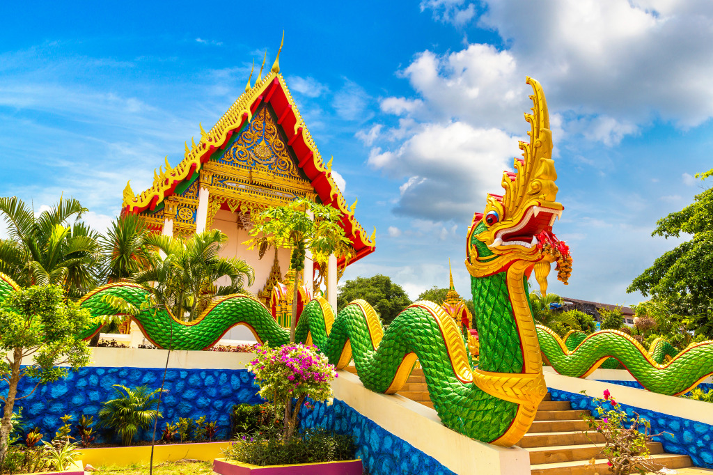 Templo de Karon em Phuket, Tailândia jigsaw puzzle in Lugares Maravilhosos puzzles on TheJigsawPuzzles.com