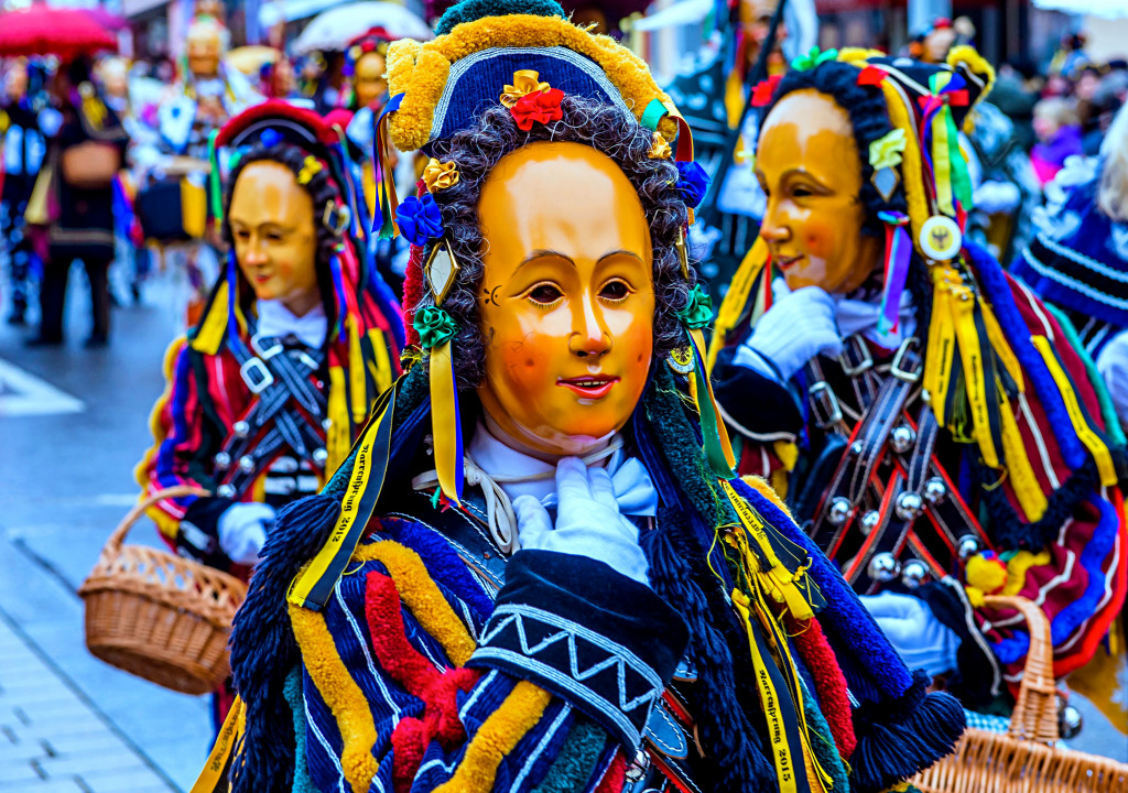 Participantes do Carnaval em Rottweil, Alemanha jigsaw puzzle in Pessoas puzzles on TheJigsawPuzzles.com