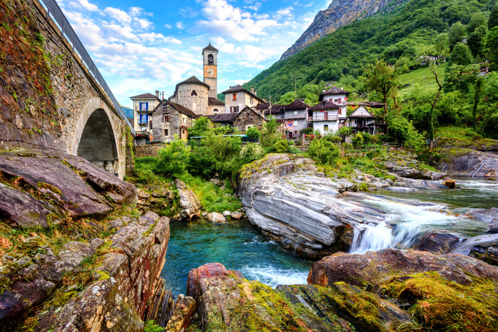 Lavertezzo Village, Tessin, Schweiz jigsaw puzzle in Wasserfälle puzzles on TheJigsawPuzzles.com