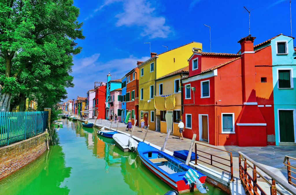 Colorful Houses along a Canal, Burano, Venice jigsaw puzzle in Puzzle of the Day puzzles on TheJigsawPuzzles.com