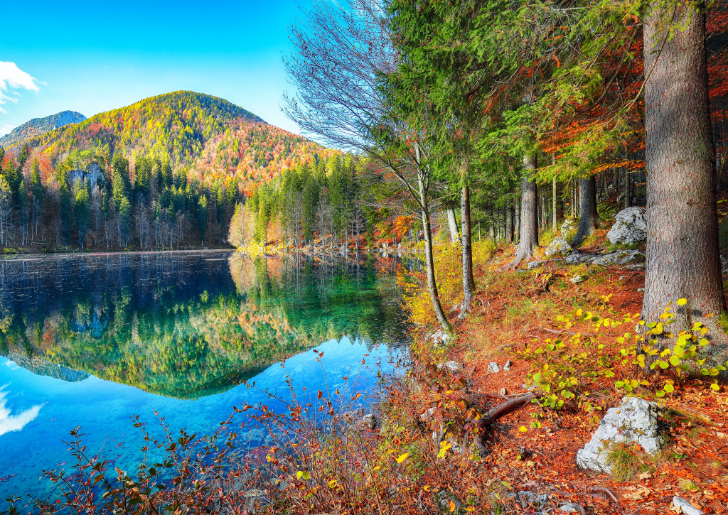 Vue imprenable sur le lac de Fusine, Italie, Europe jigsaw puzzle in Magnifiques vues puzzles on TheJigsawPuzzles.com