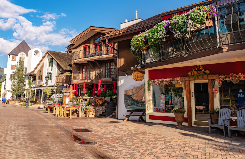 Typical Western-Style Storefronts in Vail CO, USA jigsaw puzzle in Street View puzzles on TheJigsawPuzzles.com