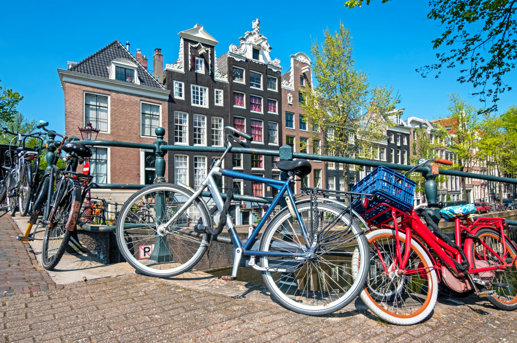 Bicycles on a Bridge in Amsterdam, the Netherlands jigsaw puzzle in Bridges puzzles on TheJigsawPuzzles.com