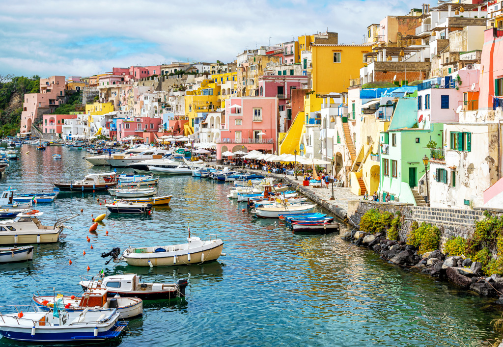 The Beautiful Island of Procida, Campania, Italy jigsaw puzzle in Great Sightings puzzles on TheJigsawPuzzles.com