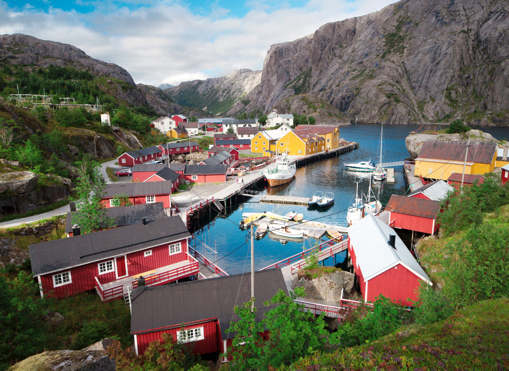 Vue du village de pêcheurs de Nusfjord, Norvège jigsaw puzzle in Magnifiques vues puzzles on TheJigsawPuzzles.com