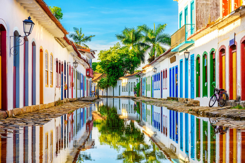 Colonial Houses of the Historic Center of Paraty jigsaw puzzle in Street View puzzles on TheJigsawPuzzles.com