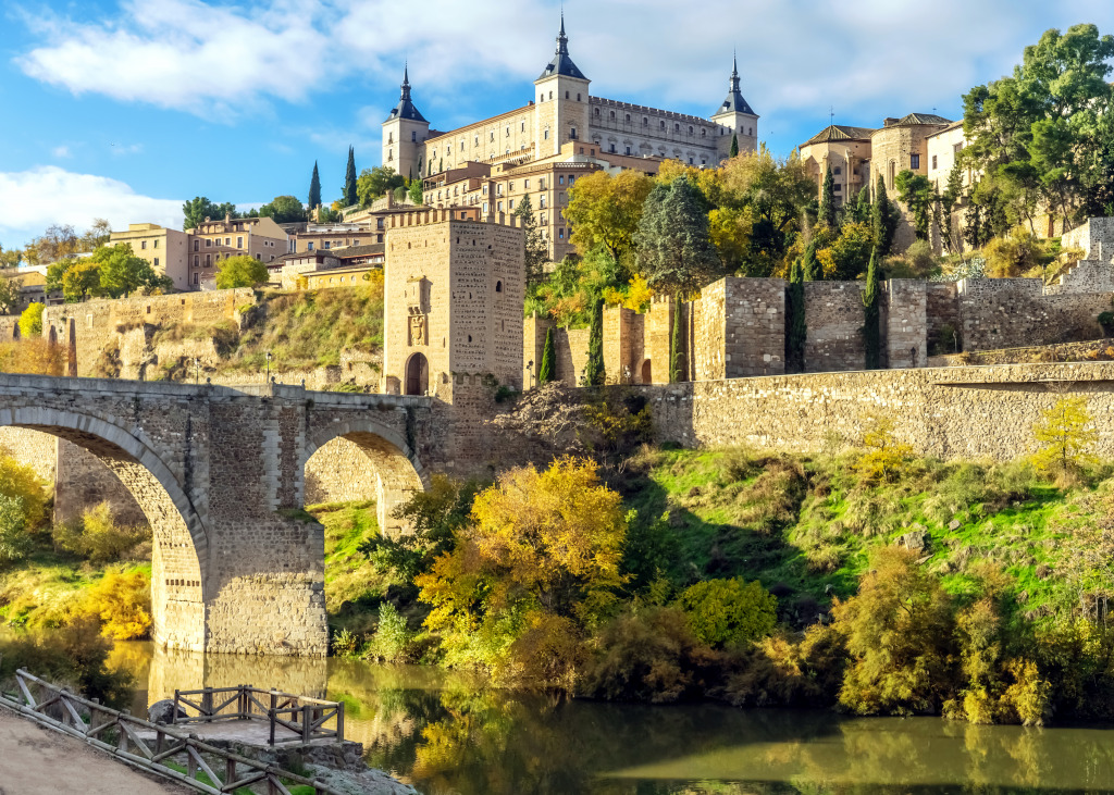 Alcazar of Toledo, Spain jigsaw puzzle in Castles puzzles on TheJigsawPuzzles.com