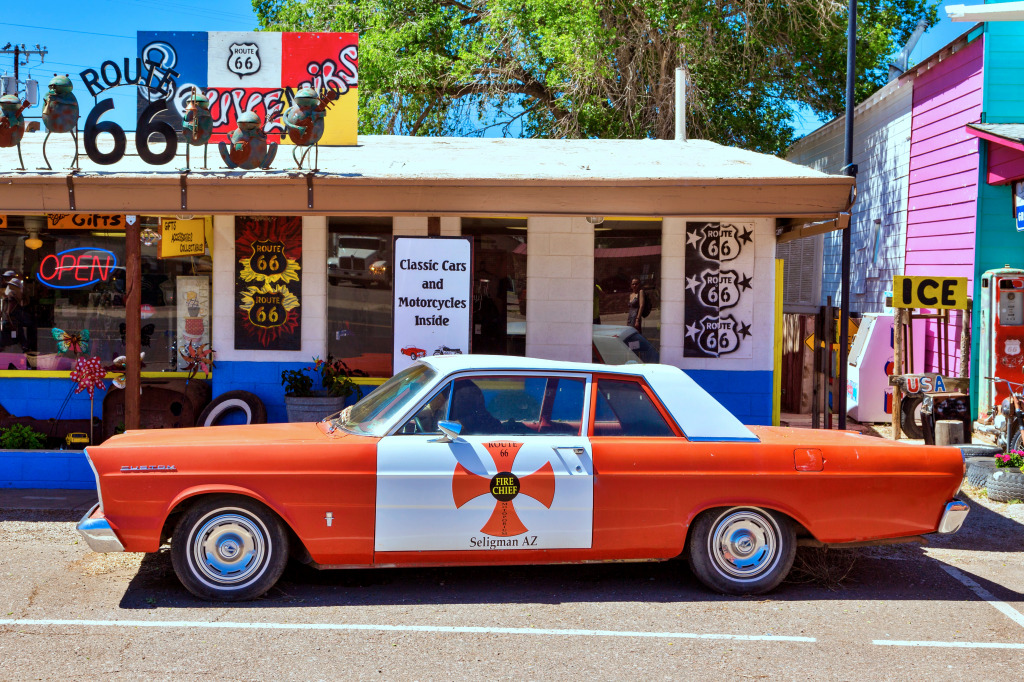 La légendaire Route 66, Seligman, Arizona, États-Unis jigsaw puzzle in Voitures et Motos puzzles on TheJigsawPuzzles.com