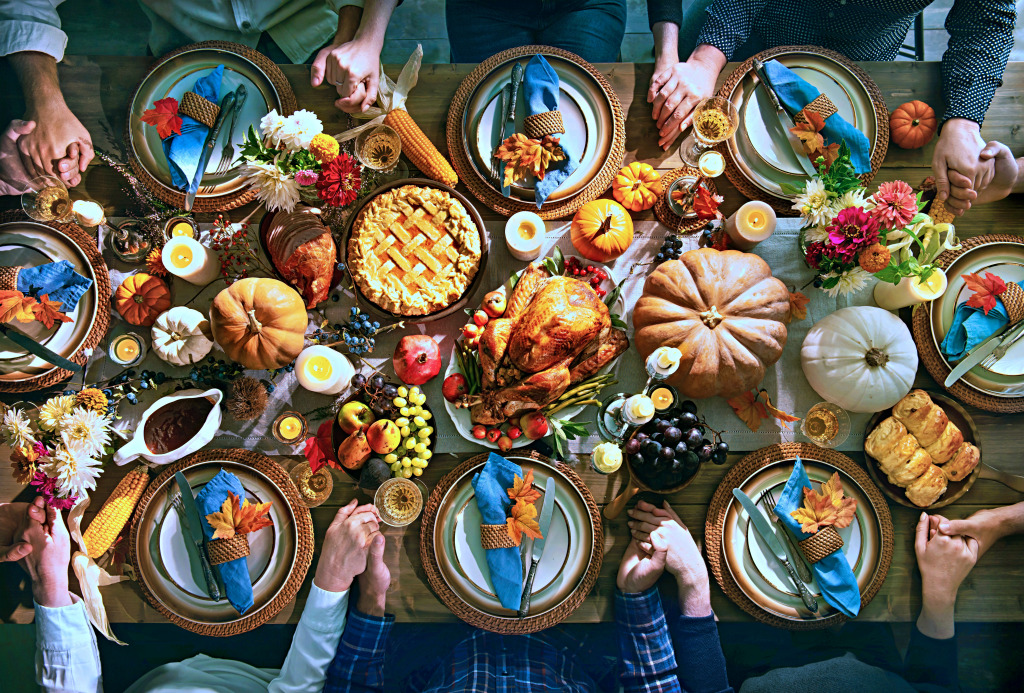 Thanksgiving Family Dinner jigsaw puzzle in Fruits & Veggies puzzles on TheJigsawPuzzles.com