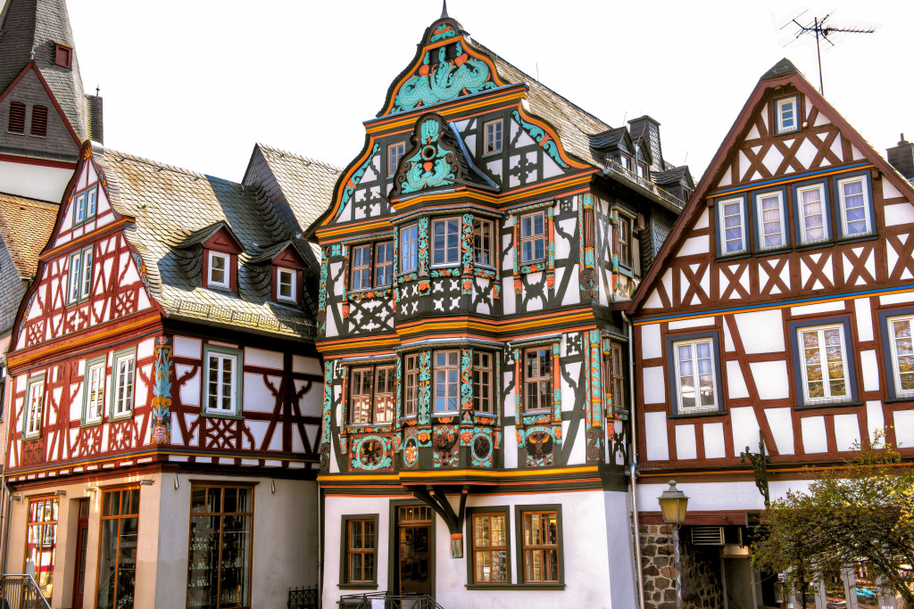 Half-Timbered Houses in the Old Town of Idstein jigsaw puzzle in Street View puzzles on TheJigsawPuzzles.com