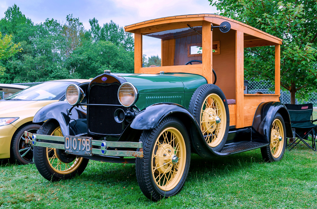 1929 Ford Model A Truck, Kingston, Canada jigsaw puzzle in Cars & Bikes puzzles on TheJigsawPuzzles.com