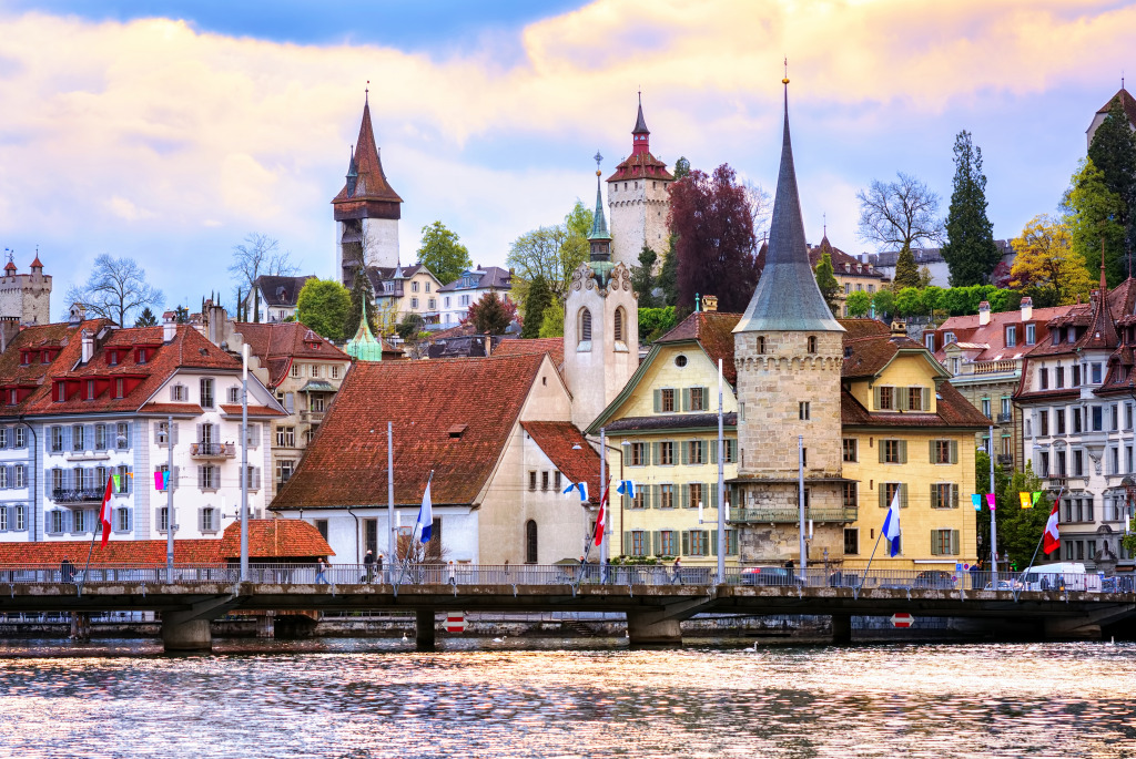 Historic Old Town of Lucerne, Switzerland jigsaw puzzle in Bridges puzzles on TheJigsawPuzzles.com